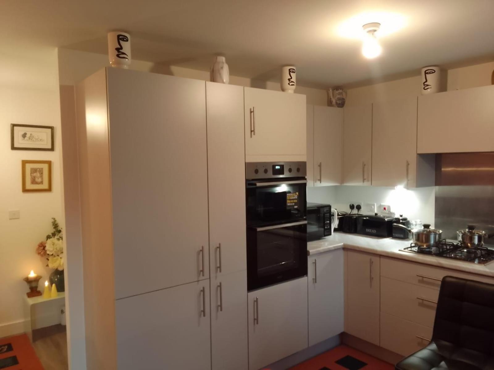 Cosy Stay In Walsall By Ideal Home Bloxwich Екстер'єр фото
