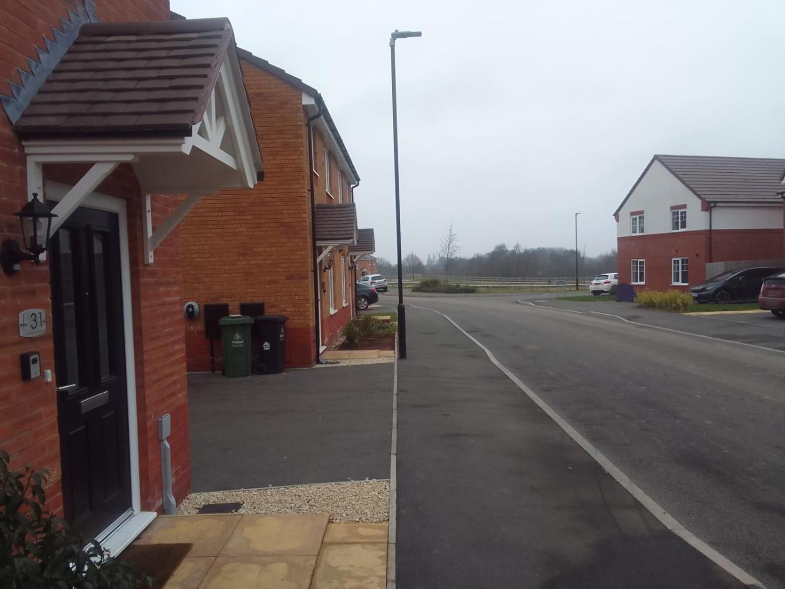 Cosy Stay In Walsall By Ideal Home Bloxwich Екстер'єр фото