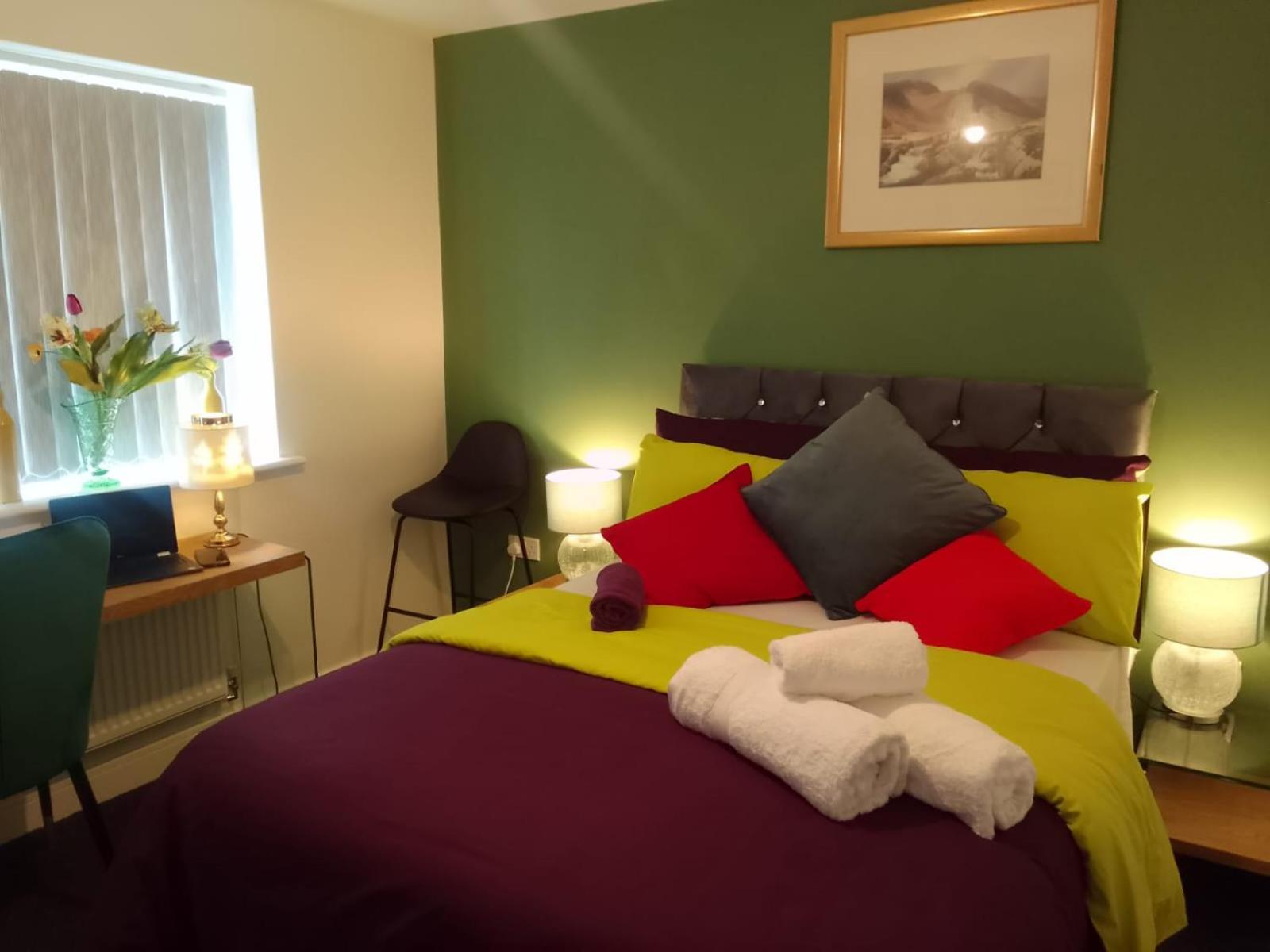 Cosy Stay In Walsall By Ideal Home Bloxwich Екстер'єр фото